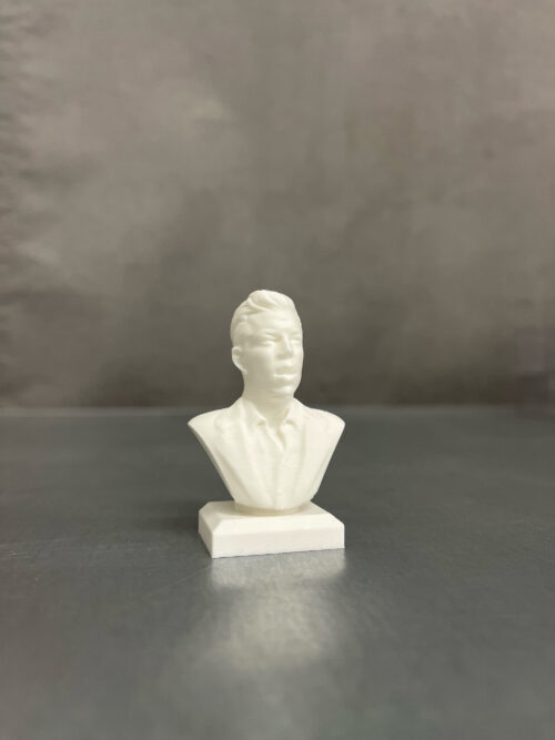 Magyar Péter mellszobor - Image 3